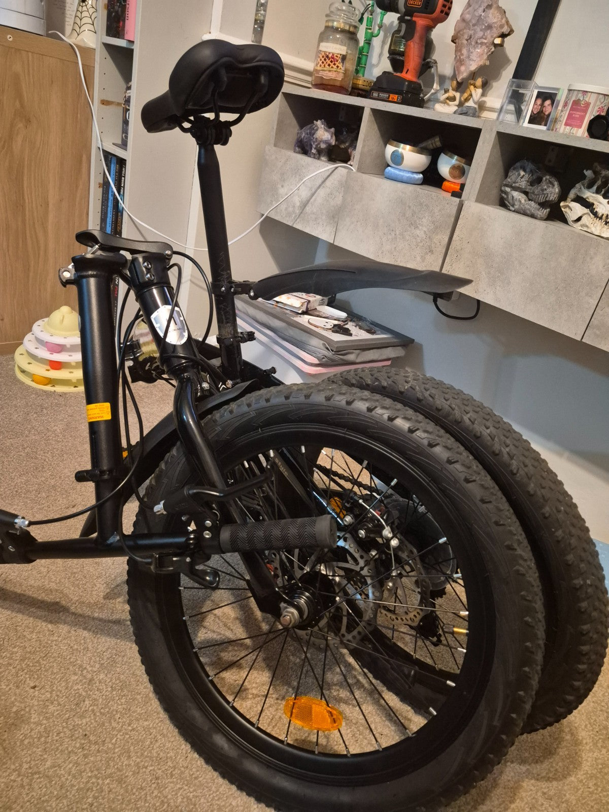 20 inch wheel folding bike shimano gears, disc brakes