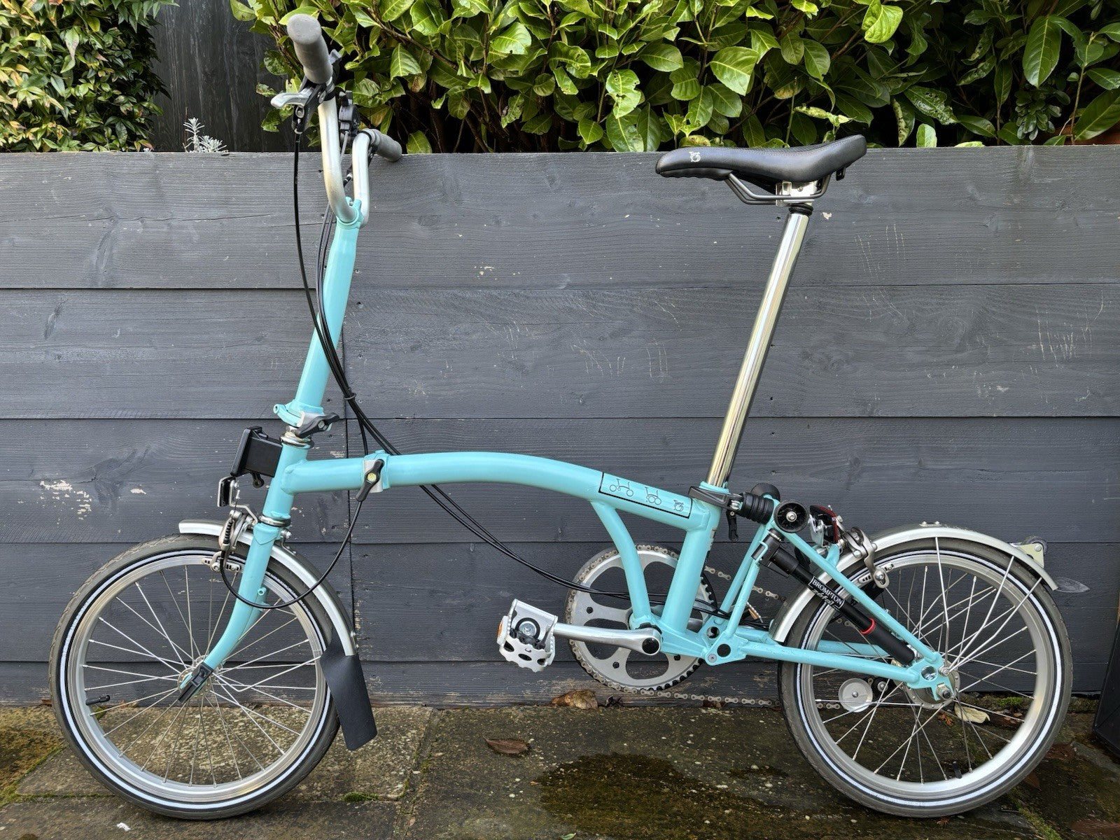 Brompton M3L folding bike C Line Equivalent in Turkish Green - Hardly Used