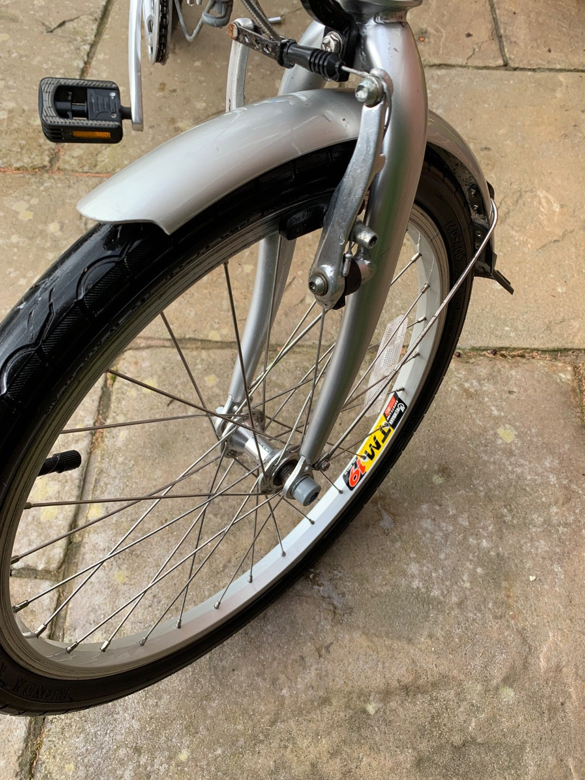 Raleigh Boardwalk Folding Cycle, 16" wheels, Alloy frame, 6spd,Transit Bag, VGC