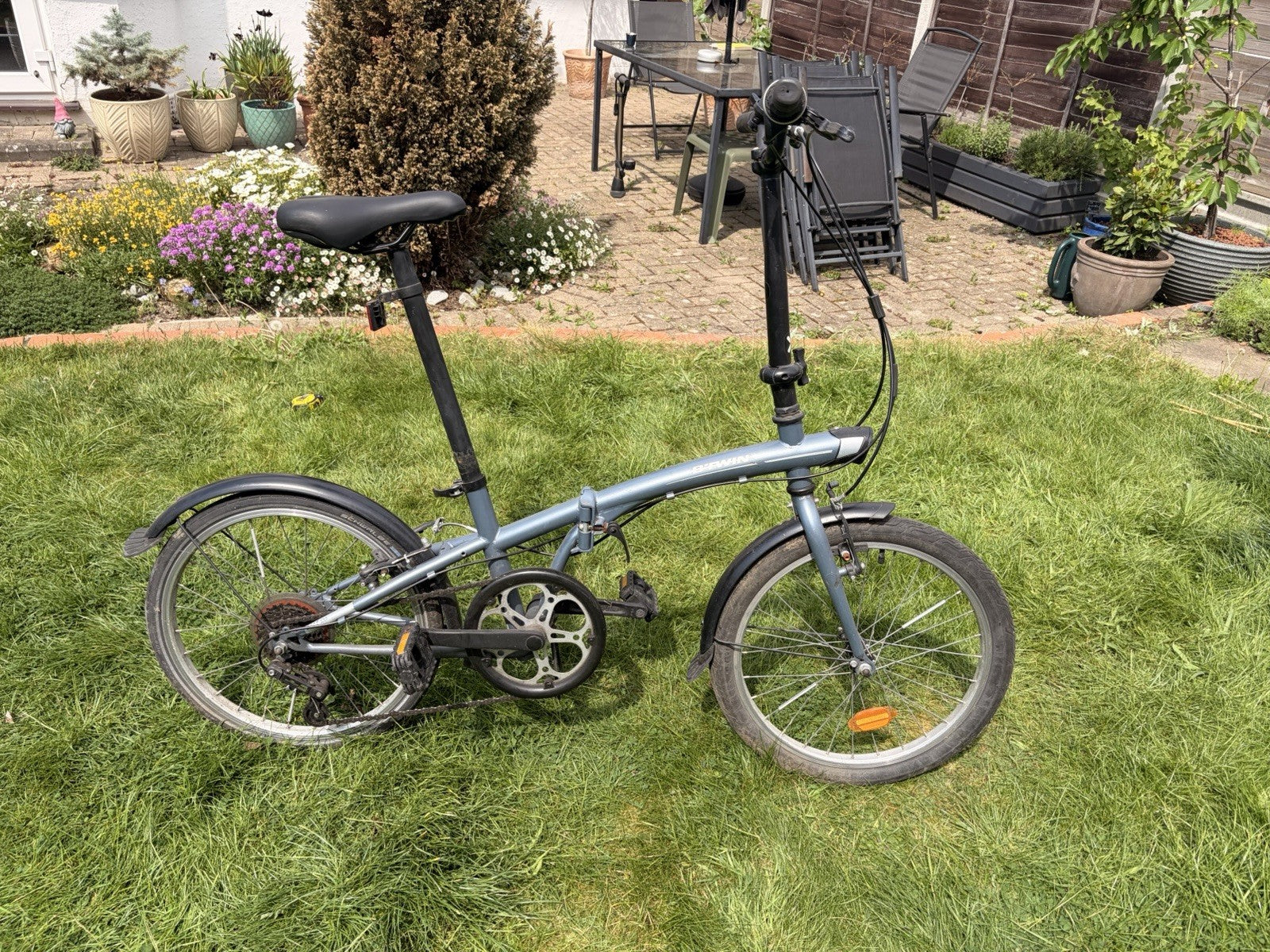 B'Twin Folding Bike Dark Blue Decathlon 20" Wheels Used