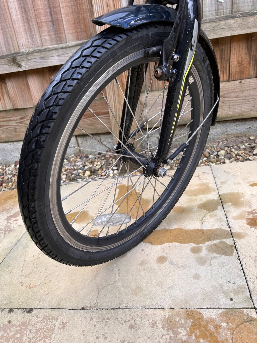 Carrera Crosscity E  Folding Bike Pedal Assist