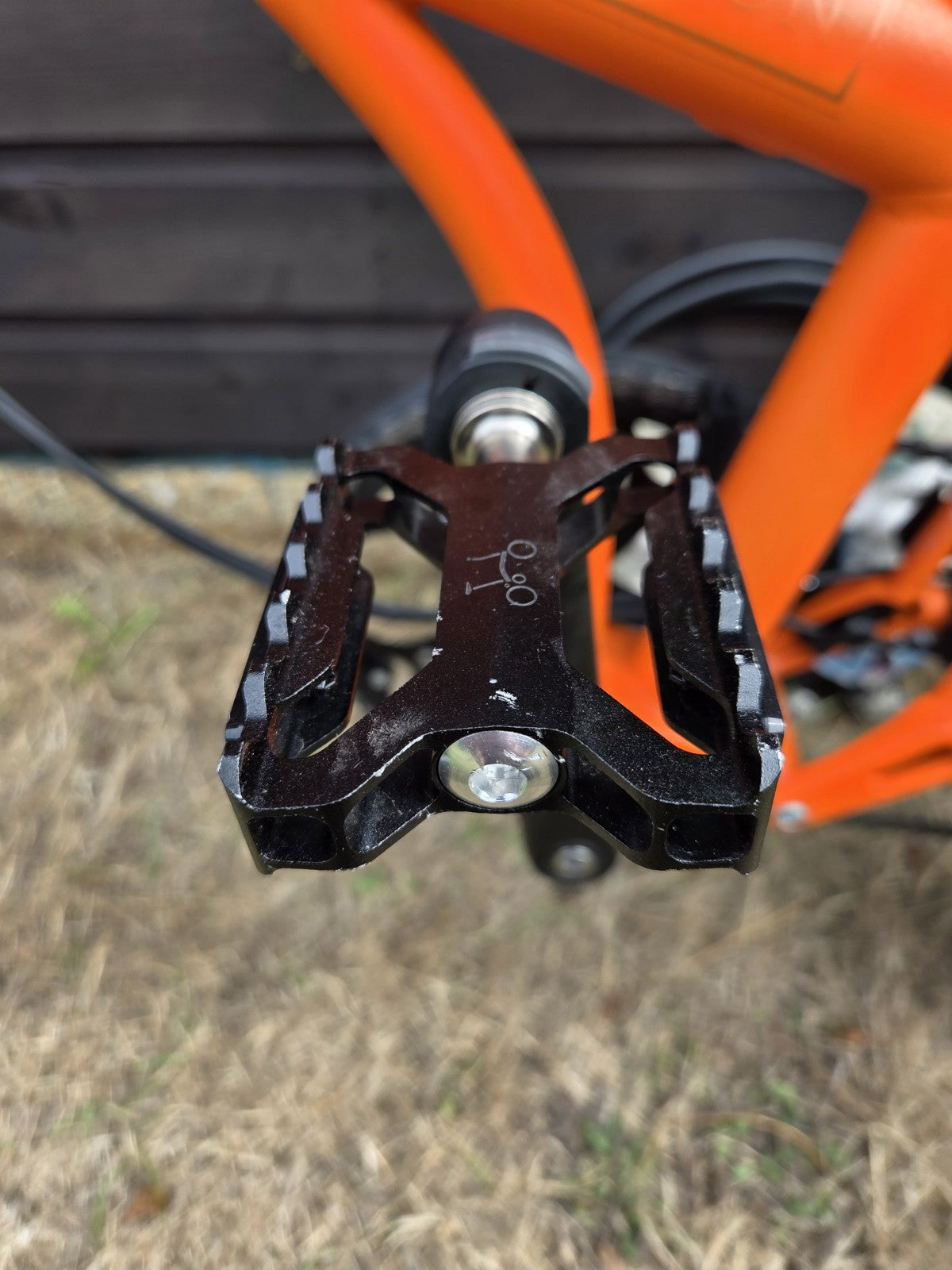 Brompton G Line 8-Speed Alfine Adventure Orange Gravel Folding Bike Medium Frame