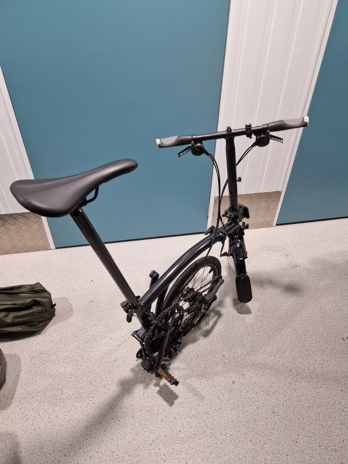 Brompton P Line Explore 12 Speed Folding Bike in Excellent Condition
