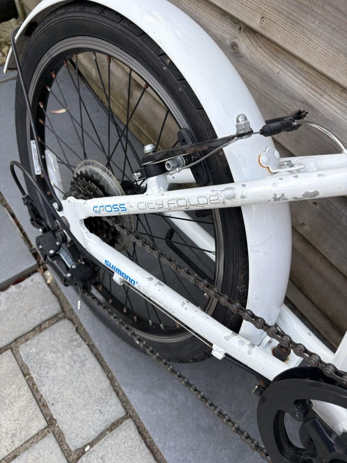 Cross CRF300 Folding Bike 20" Wheels White 6 Speed Aluminium Mudguards V-Brake