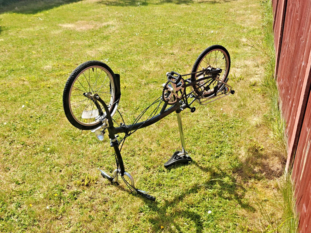 Vintage Brompton 5 Speed 1990 - Black - All original parts. Lightly used.