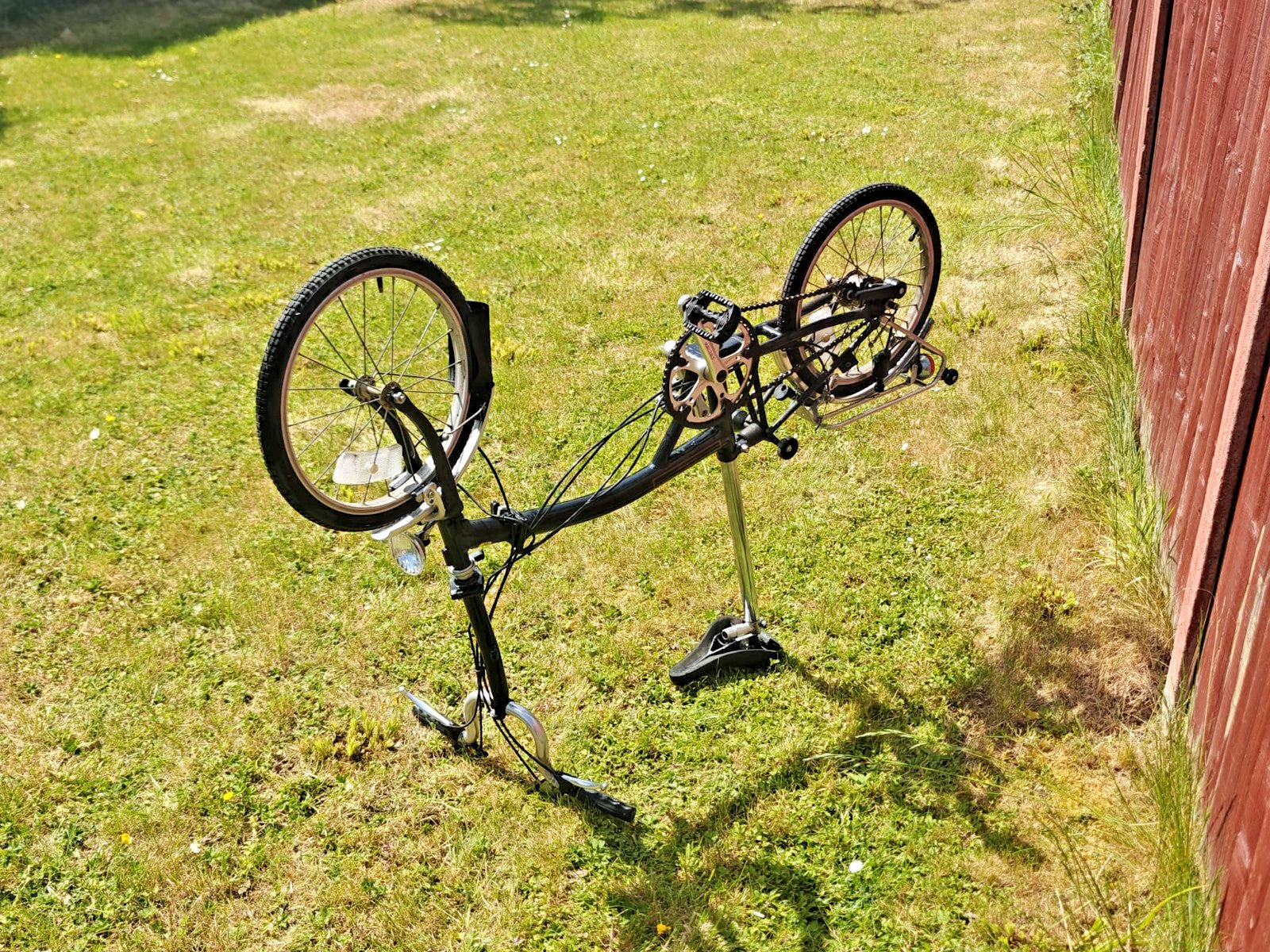 Vintage Brompton 5 Speed 1990 - Black - All original parts. Lightly used.