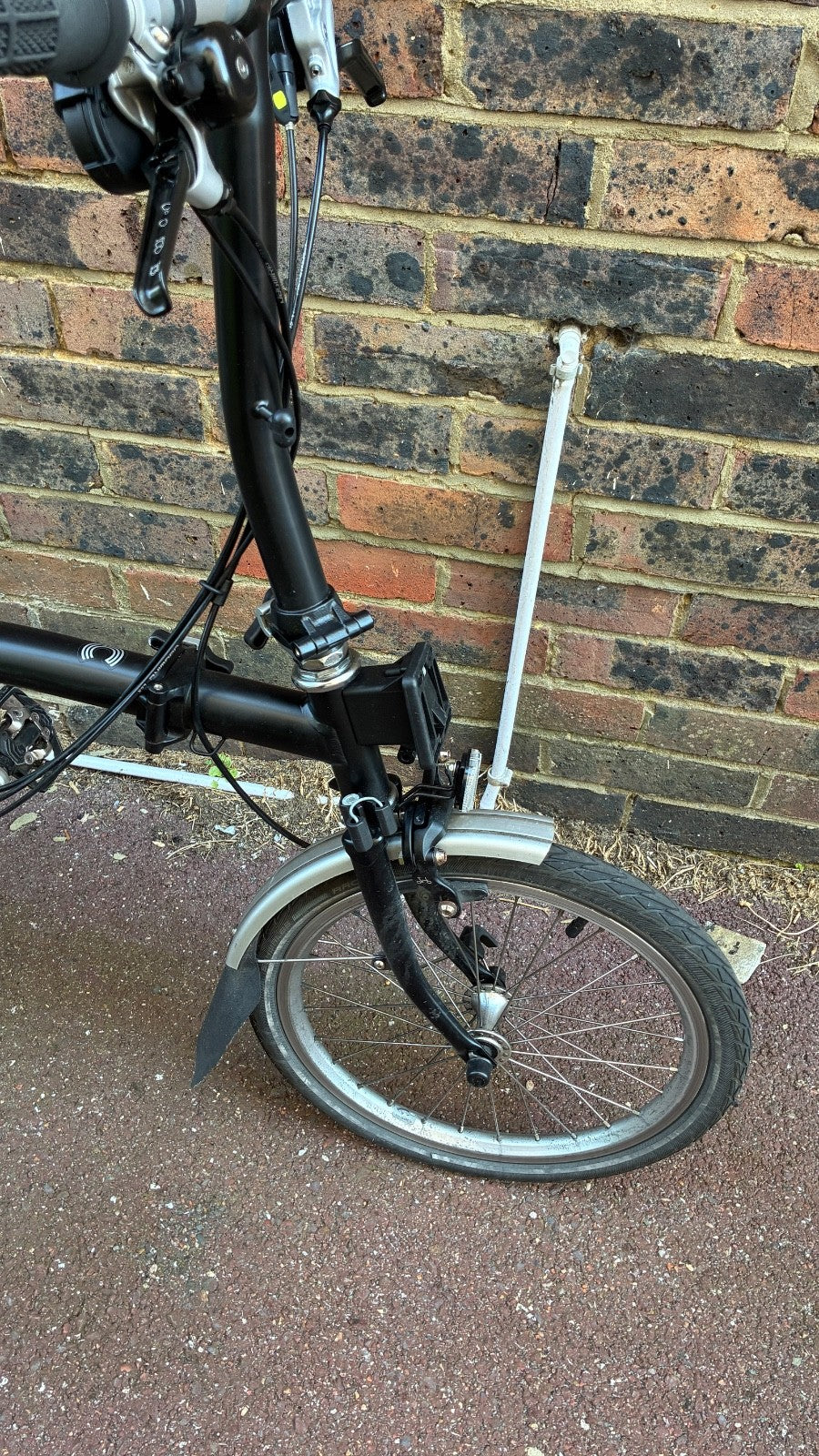 Brompton C Line Explore 6 speed in black great condition