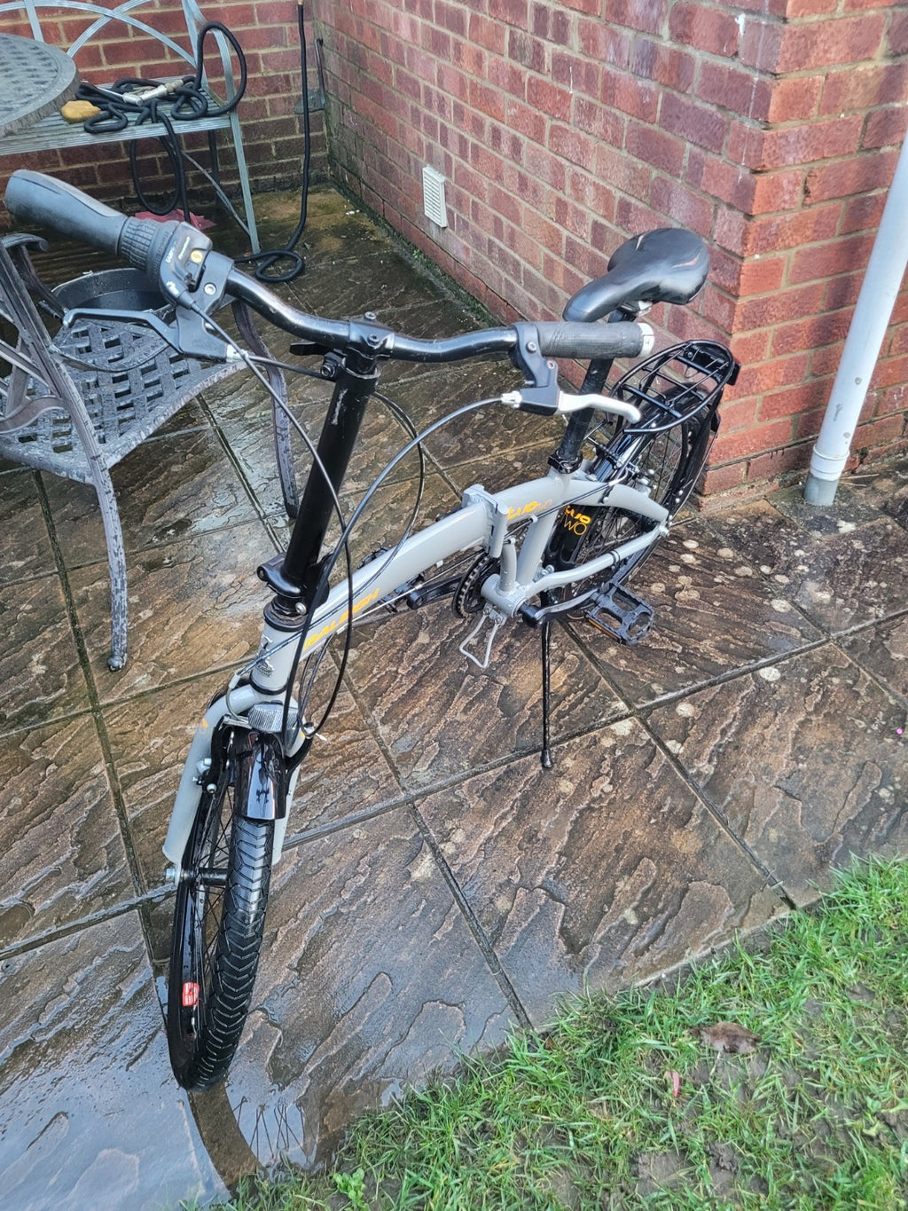 Raleigh Evo 2 Folding Bike 7-Speed,adjustable seat + handlebars,read description