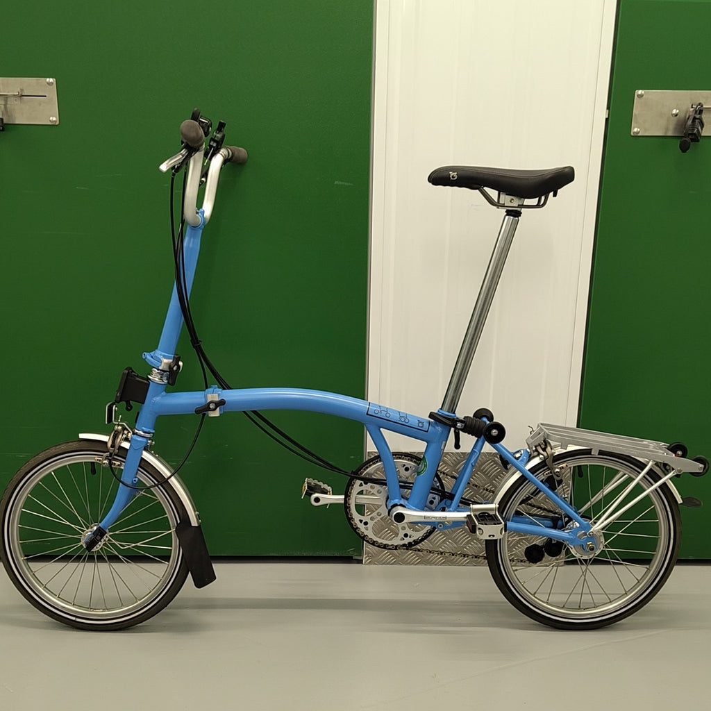 Brompton C Line Explore M6R rack mudguards six gears medium Only test ridden