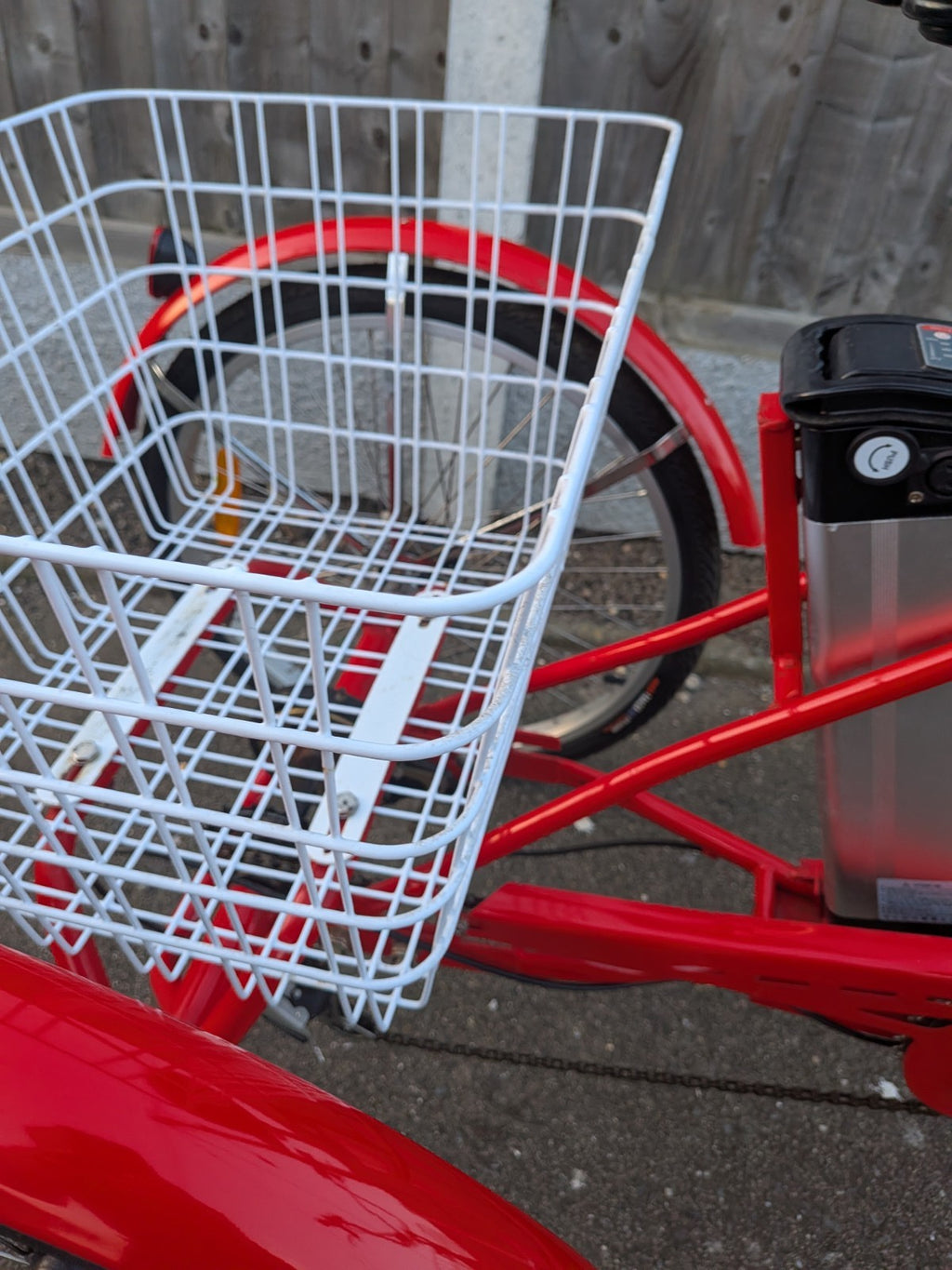 Jorvik Electric Tricycle, Barely Used, Foldable, Delivery Is Possible