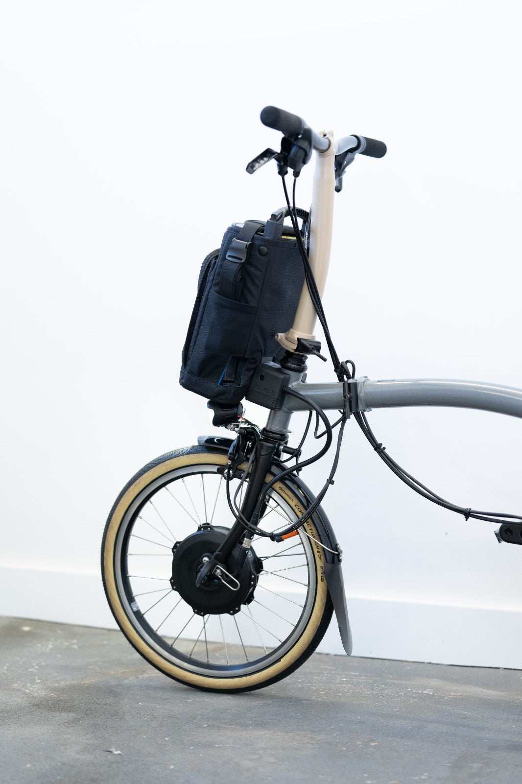 Brompton P Line Electric Storm Grey SMC Carbon Wheel Chris King Ti NOV 15.48kg