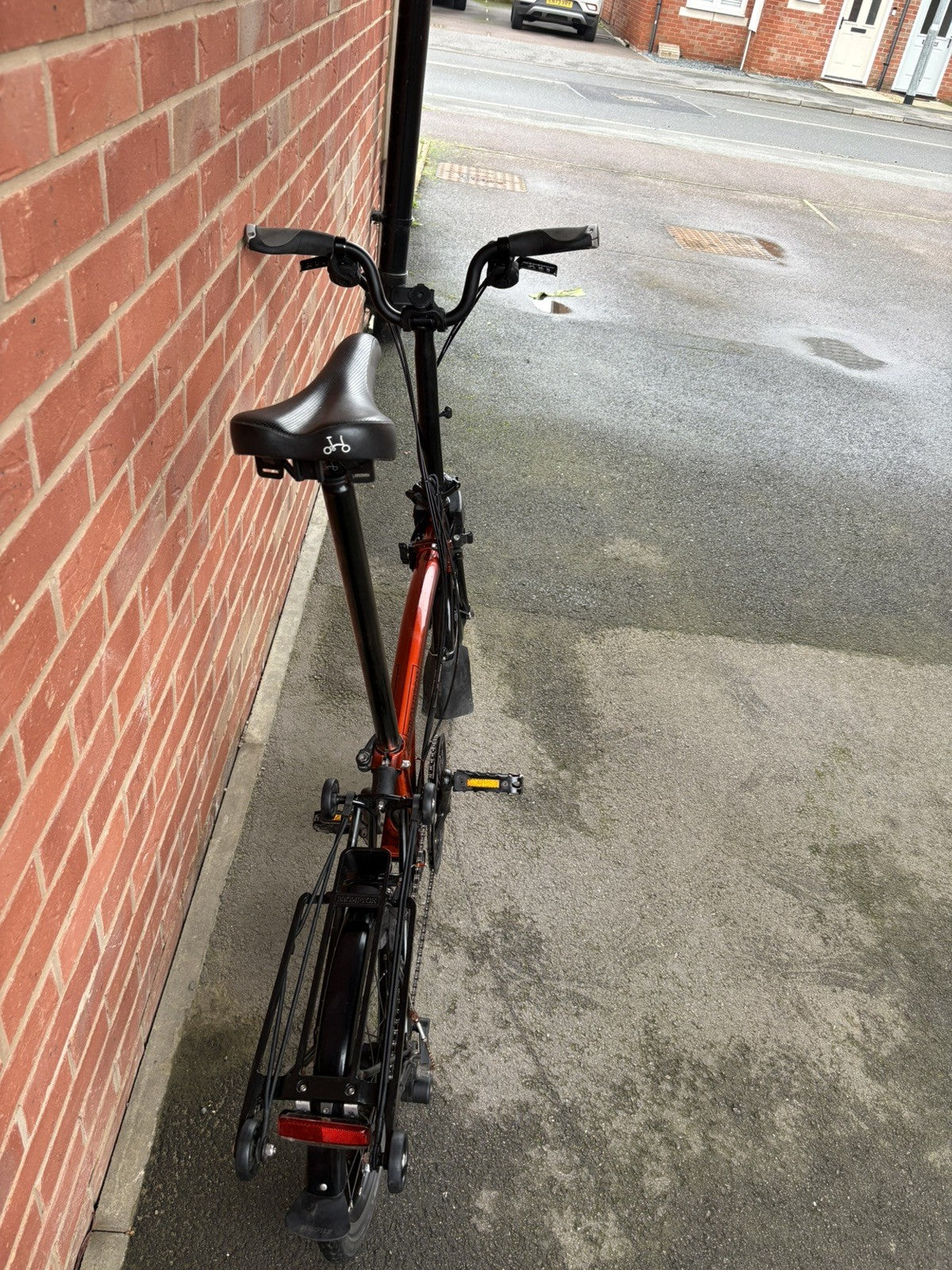 Brompton C Line Electric Flame Lacquer - with battery and upgraded bag