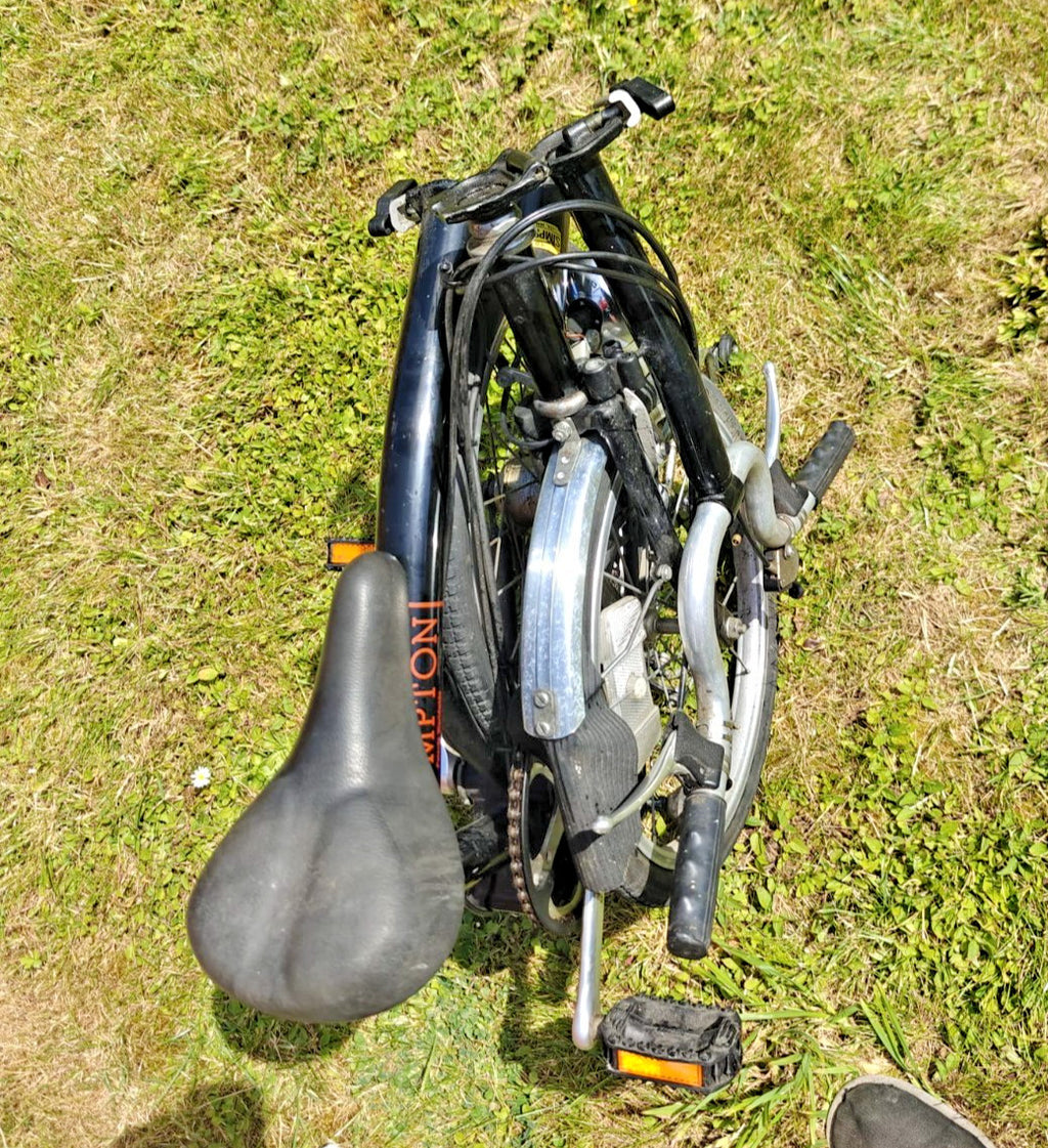 Vintage Brompton 5 Speed 1990 - Black - All original parts. Lightly used.