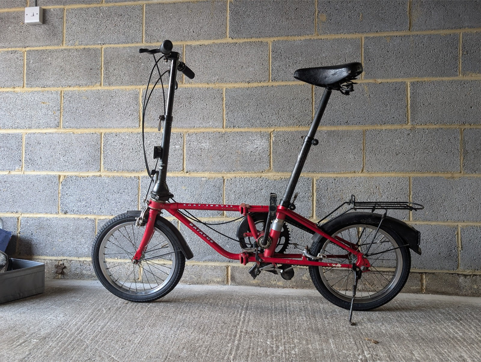 Batavus Easy Travel Folding Bike w/ Torpedo 3