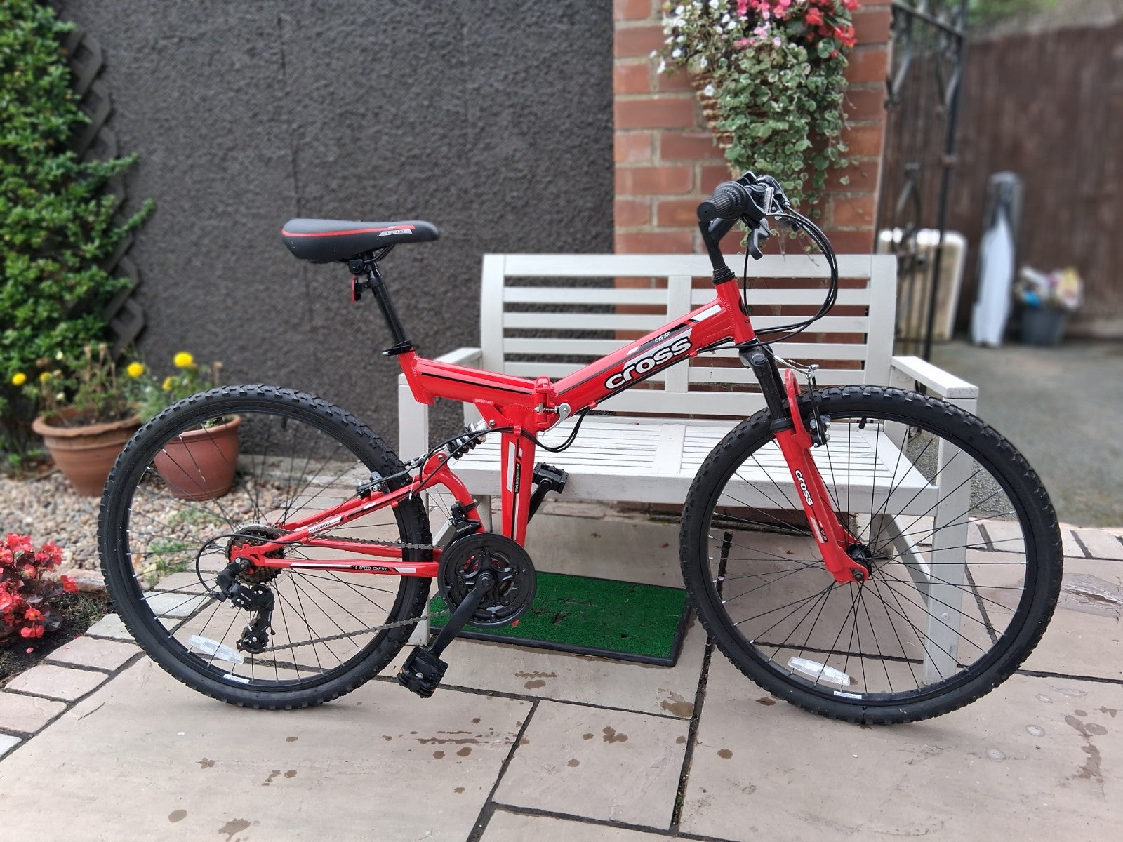 Cross CXF300 Folding Mountain Bike 26" Red