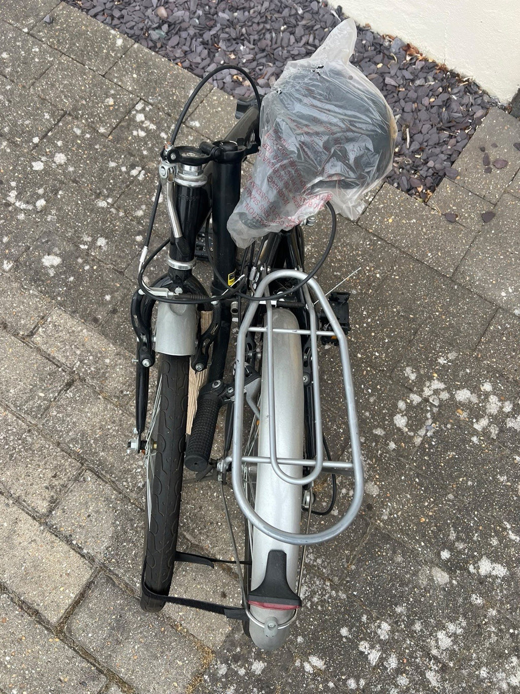 Ventura Stowaway Folding bike New Still Wrapped Slight Mark See Pics