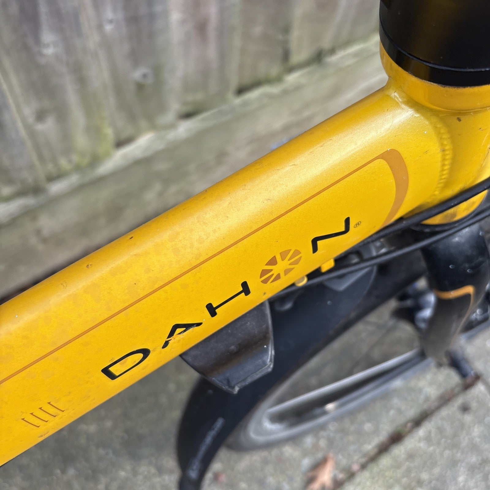 Dahon Speed Pro -7 Speed Folding Bike In Yellow