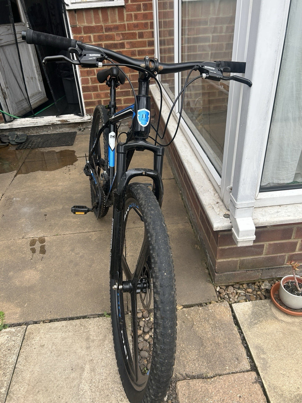Trioblade T-6800 Mountain Bike – 21 Speed – 26" Mag Wheels