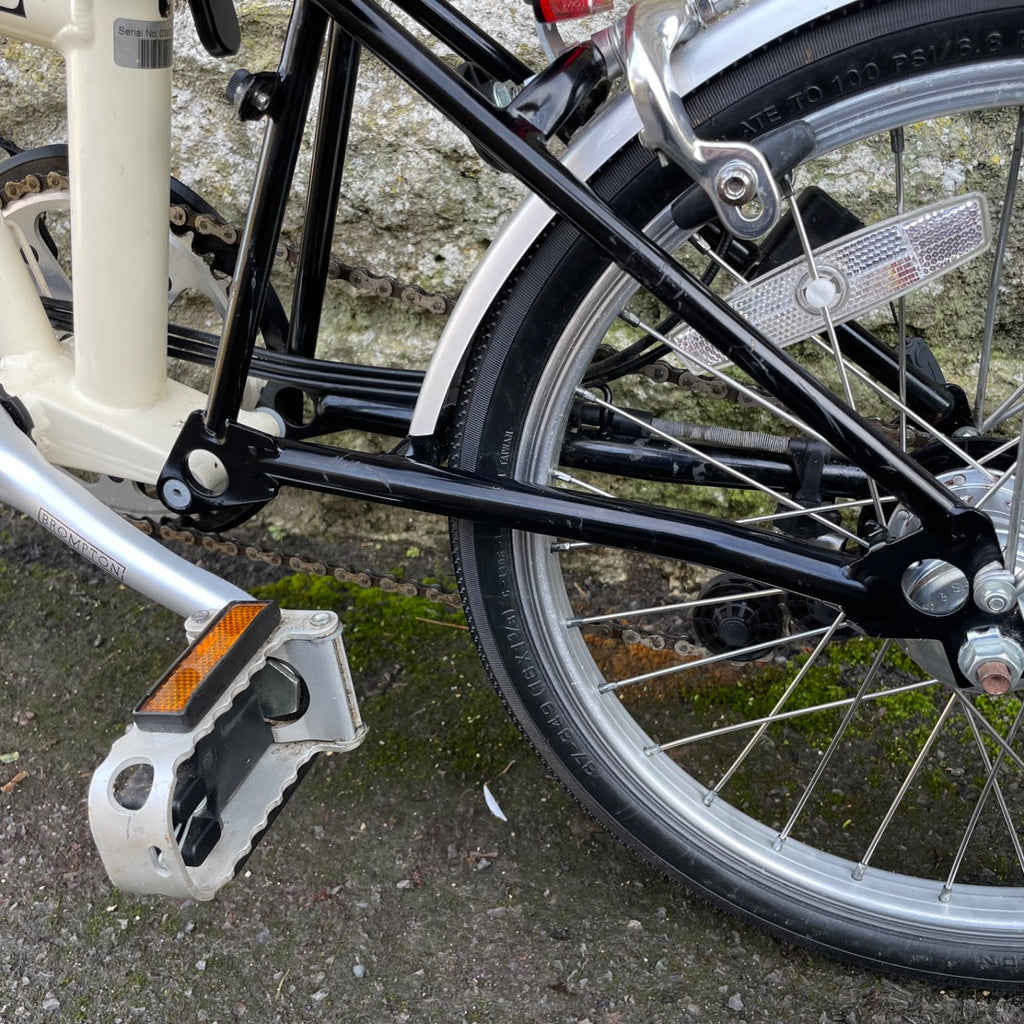 Brompton M6L Folding Bike 6 Speed - 2003 Very Light Use