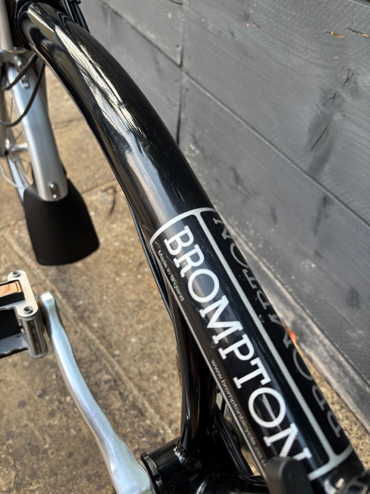 Brompton M6R C Line Explore 6 Speed Hardly Used in Excellent Condition