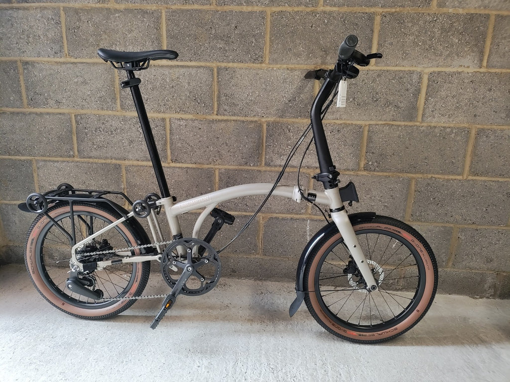 Brompton G Line LARGE- BARELY USED-UPGRADES- BOXED- INVISFRAMED