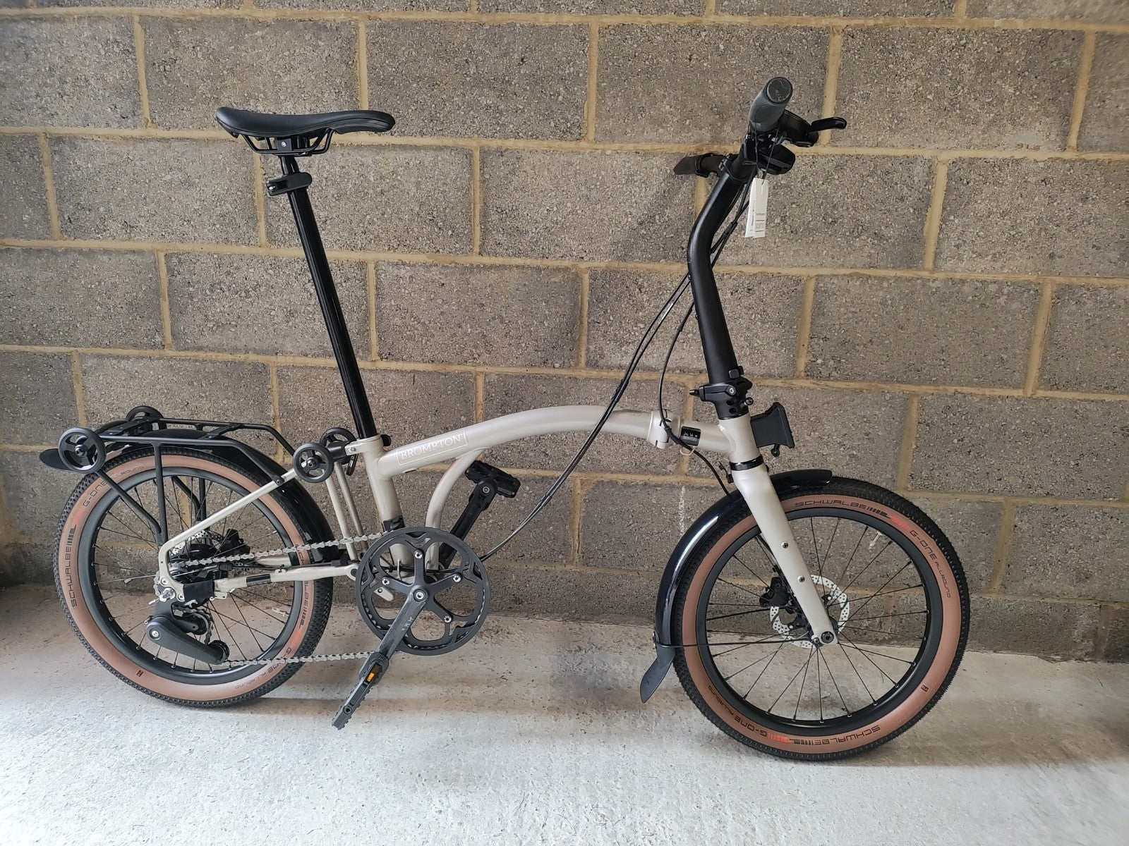 Brompton G Line LARGE- BARELY USED-UPGRADES- BOXED- INVISFRAMED