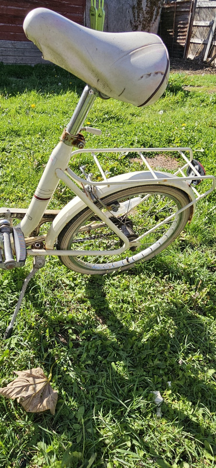 Raleigh Compact Vintage Folding Bike Bicycle 1970s Retro Cream White Nice Bike