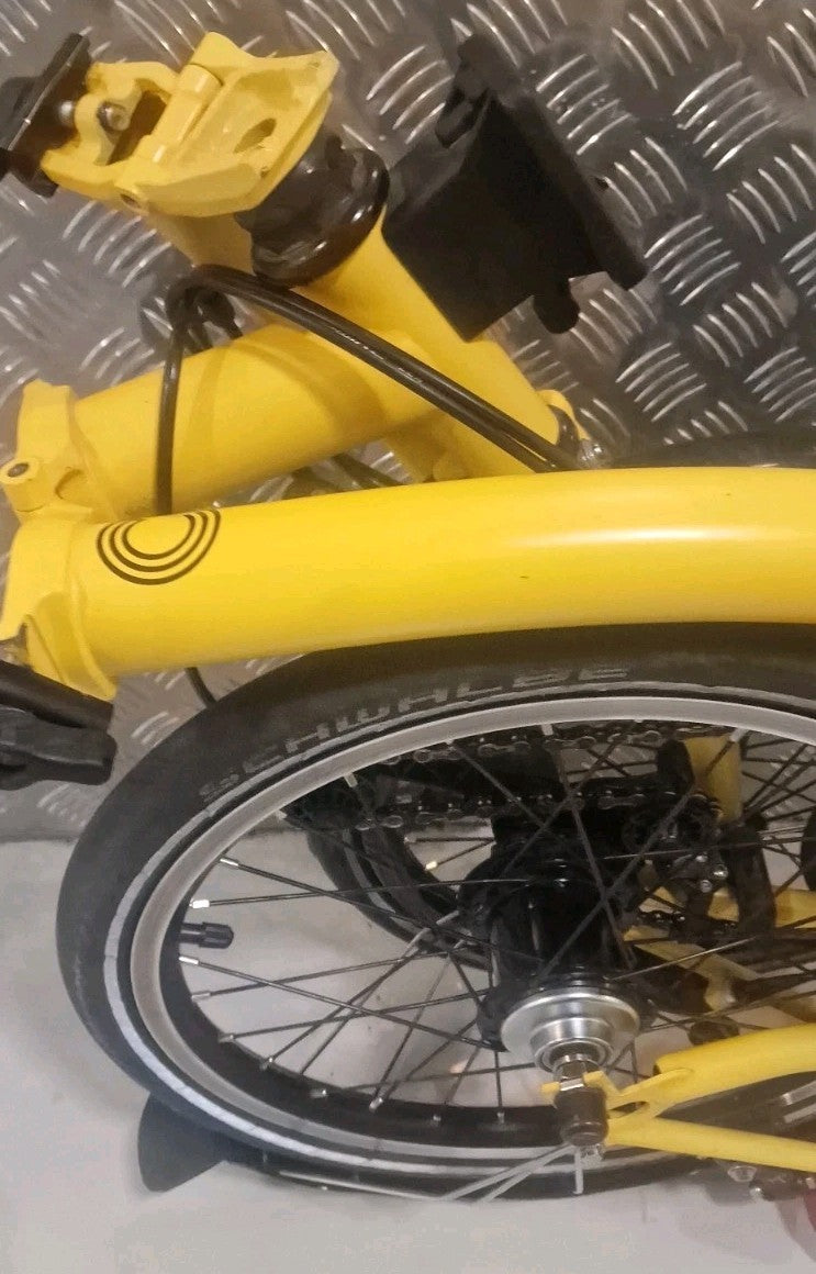 Brompton C Line 6 Speed. Bumblebee Yellow Low co$t world🌎 Postage📦🛫📮.