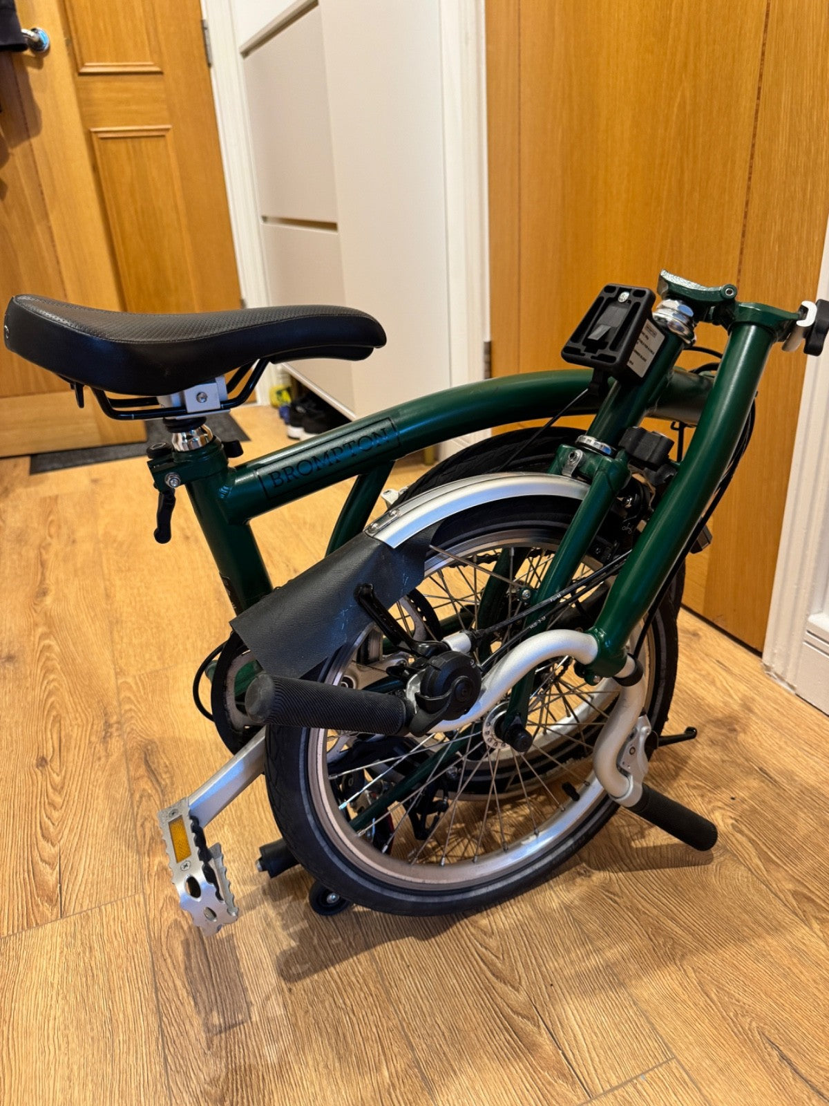 Brompton C Line Utility Folding Bike – Racing Green – Excellent Condition