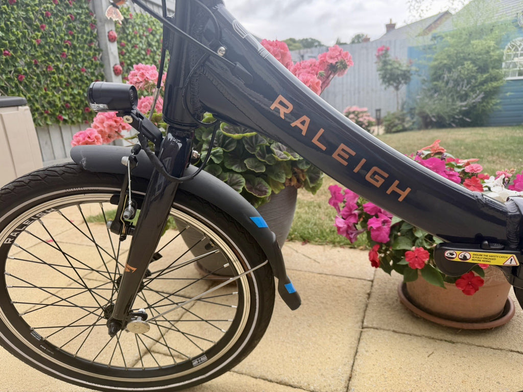 Raleigh Stow Way Compact Lightweight Folding  Bike