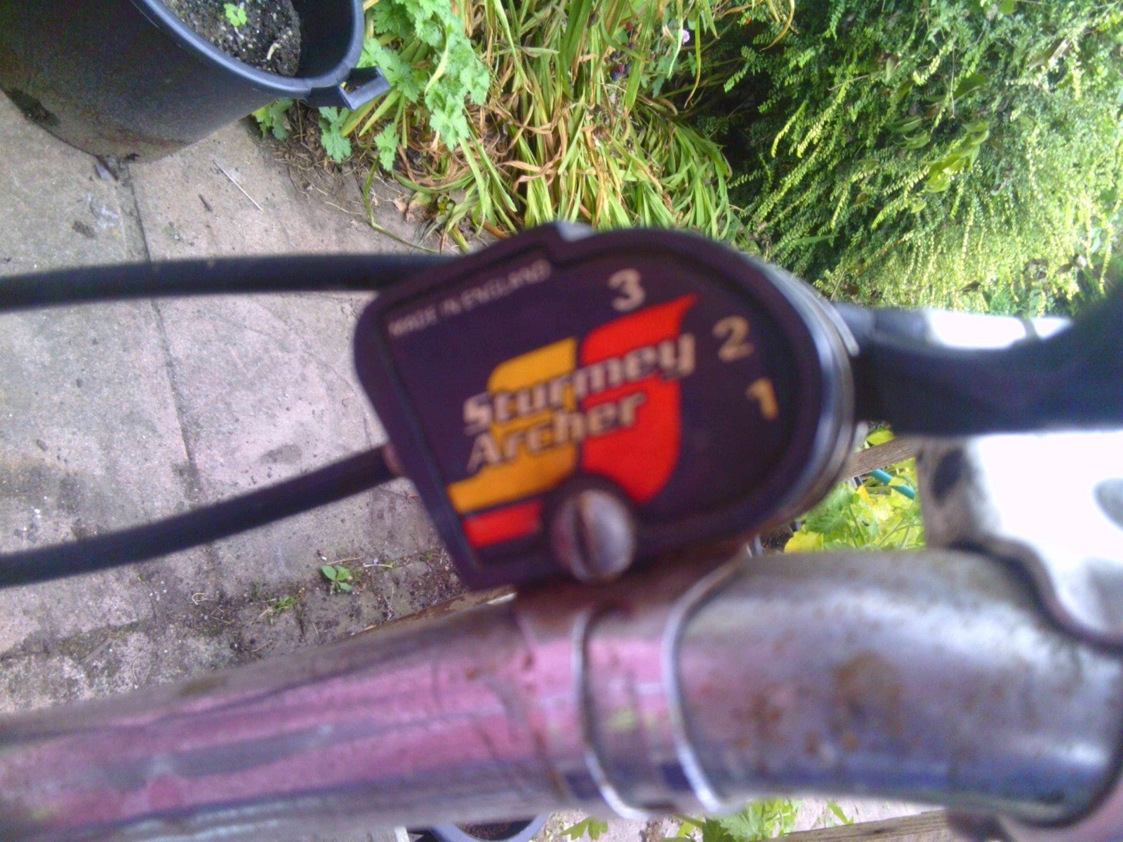 Ladies Fold Up Bike with 3 gears  in good working condition