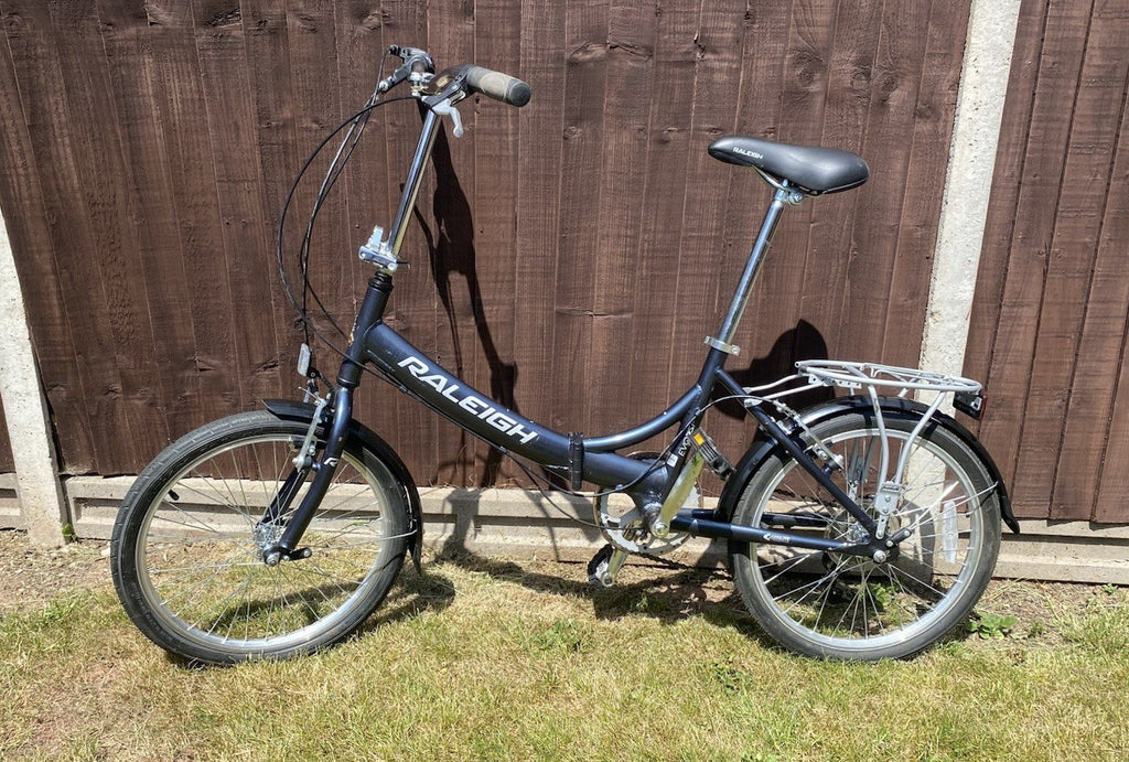 Raleigh Evo 2S 20in Folding Bike 7 Speed Blue Rear Rack Mudguards Reflectors