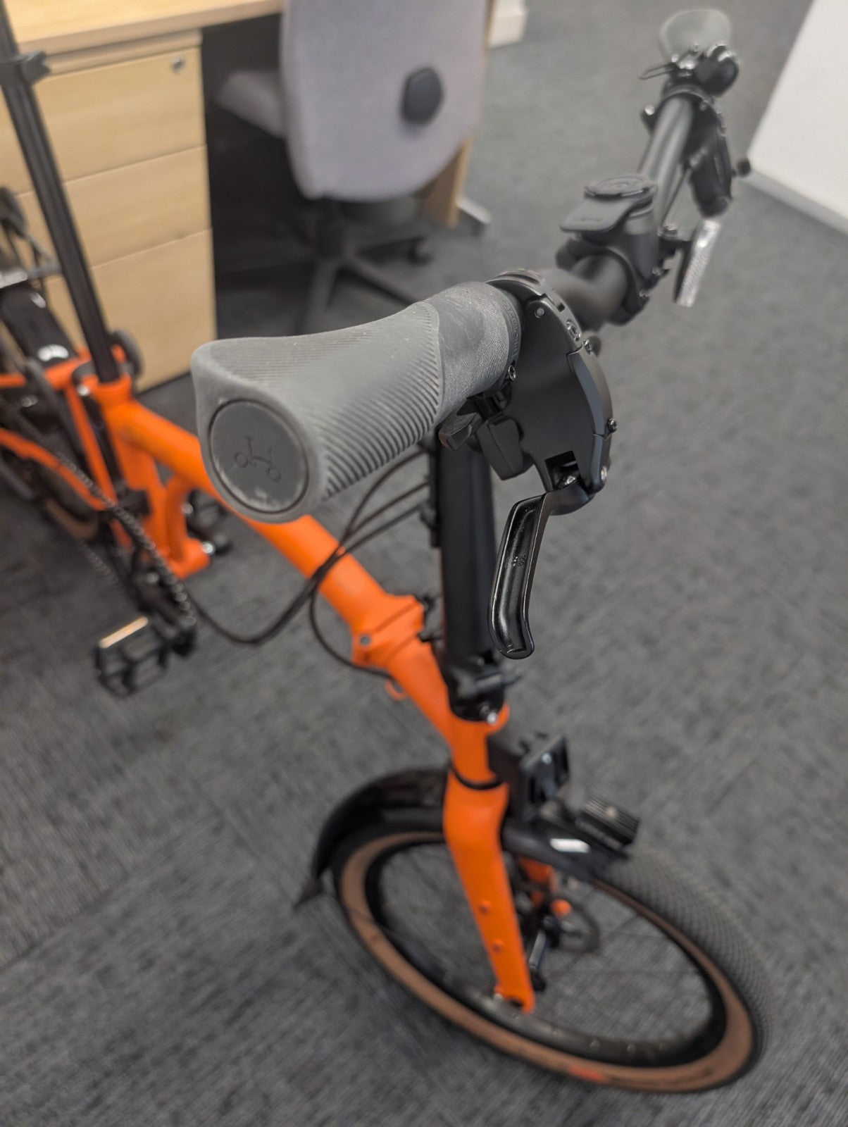 Brompton G Line 8-Speed Large Orange Excellent Condition