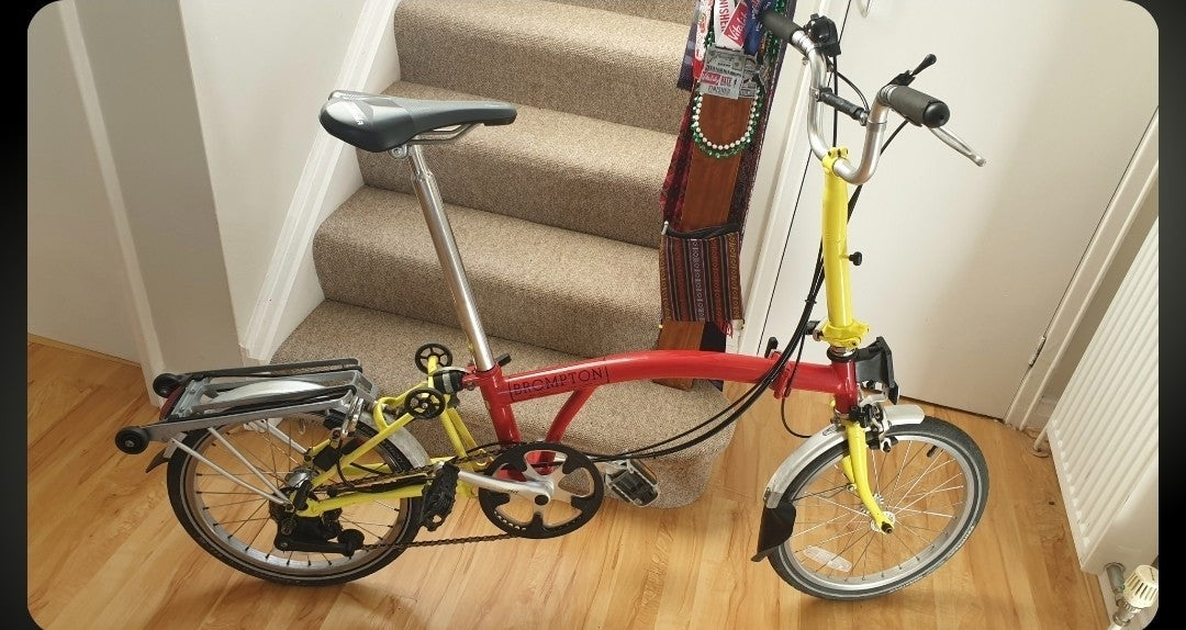 Brompton M6R 2003, Classic, Red & Yellow six-speed with rack