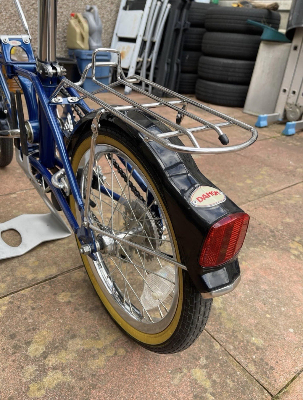 Dahon Vintage 5 Folding Bike – Great Condition, Ready to Ride