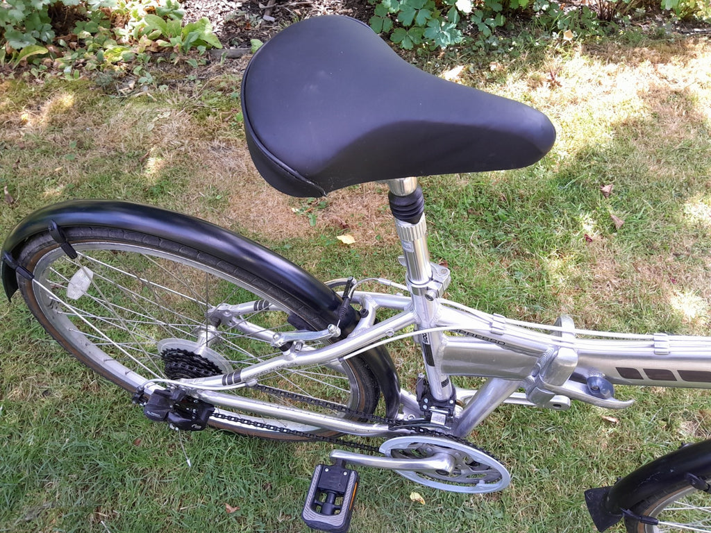 Dahon Espresso (med) 26" Folding Hybrid Bike Aluminium + many extras...