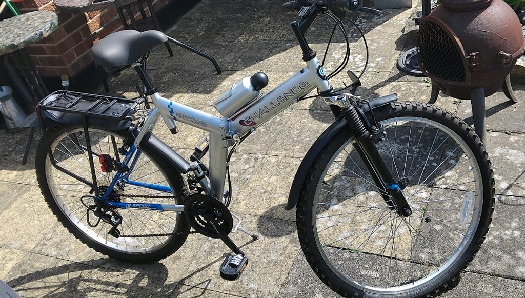 26in. Challenge Gauntlet folding mountain bike. 18 Gears