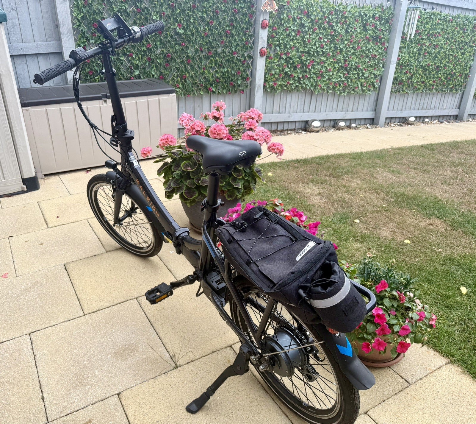 Raleigh Stow Way Compact Lightweight Folding  Bike