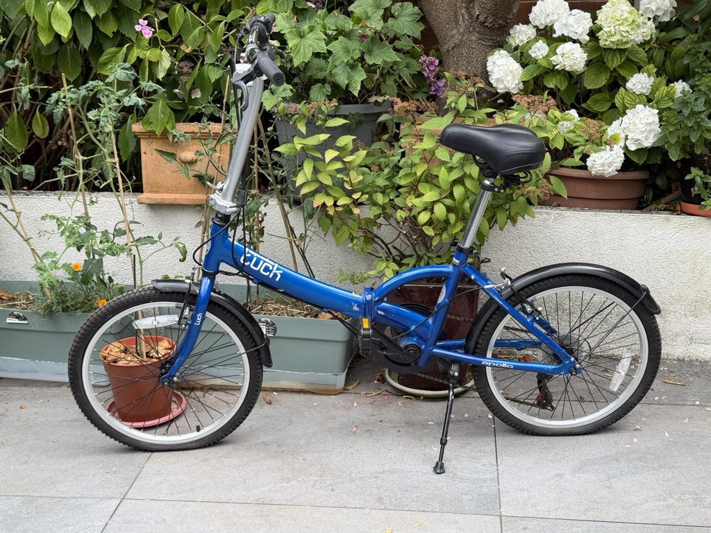 Apollo Tuck Folding Bike 20" Wheels, 6 speed, Blue