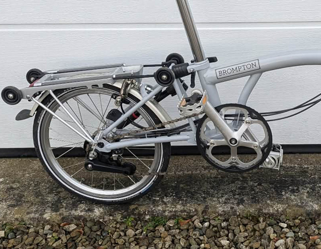 Brompton Folding Bike 3 Speed Silver EXCELLENT CONDITION HARDLY USED AT LA2