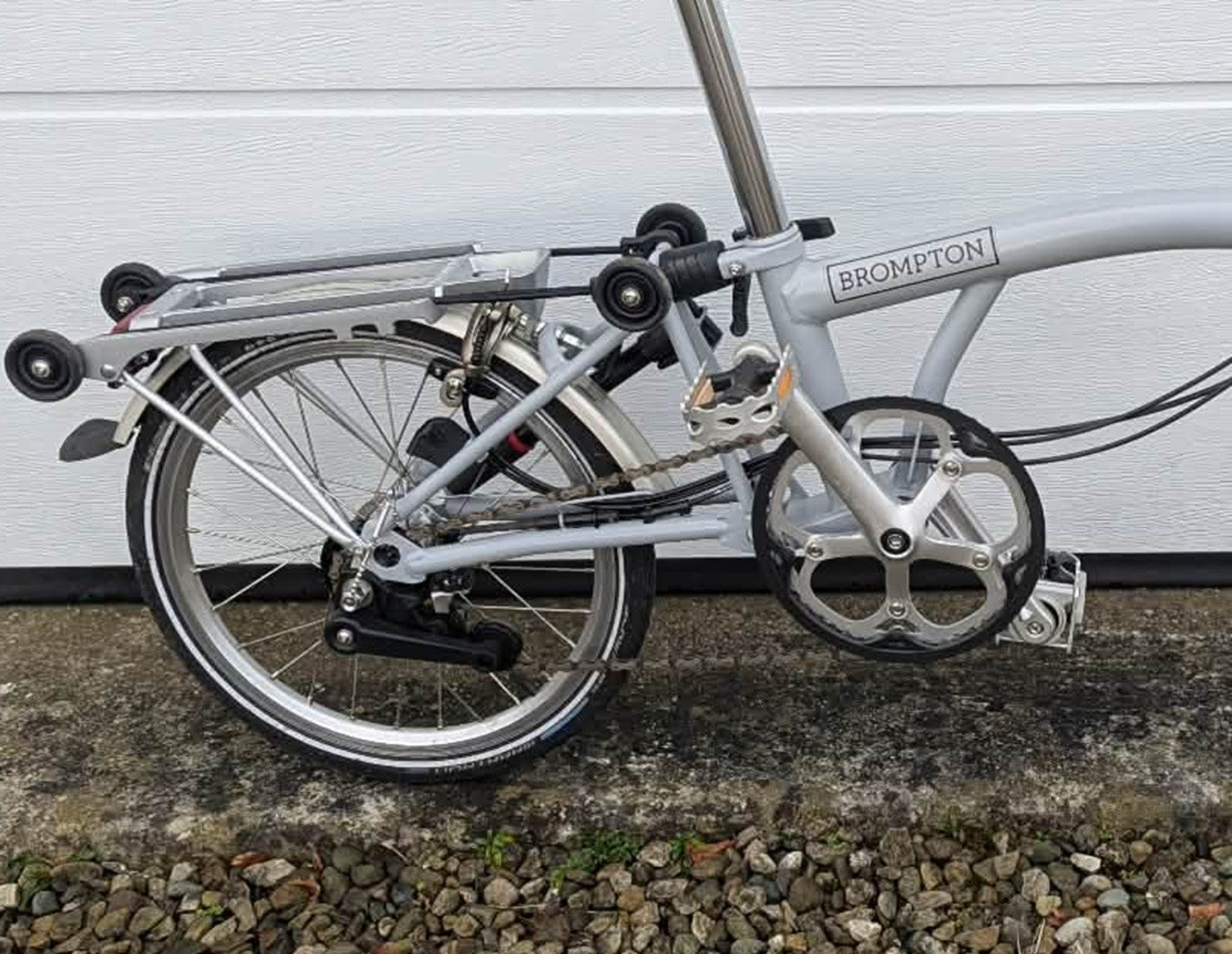 Brompton Folding Bike 3 Speed Silver EXCELLENT CONDITION HARDLY USED AT LA2