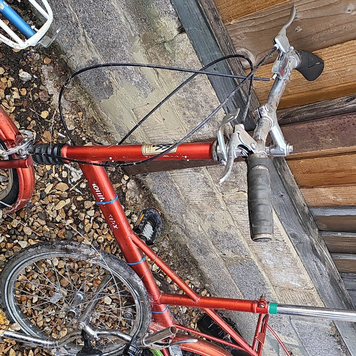Moulton Standard Folding Bike 20in Blue/Red Rear Rack Mudguards Flat Bar