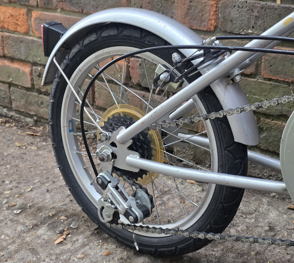 VINTAGE SMALL SEASURE FOLDING BIKE (16" WHEELS)