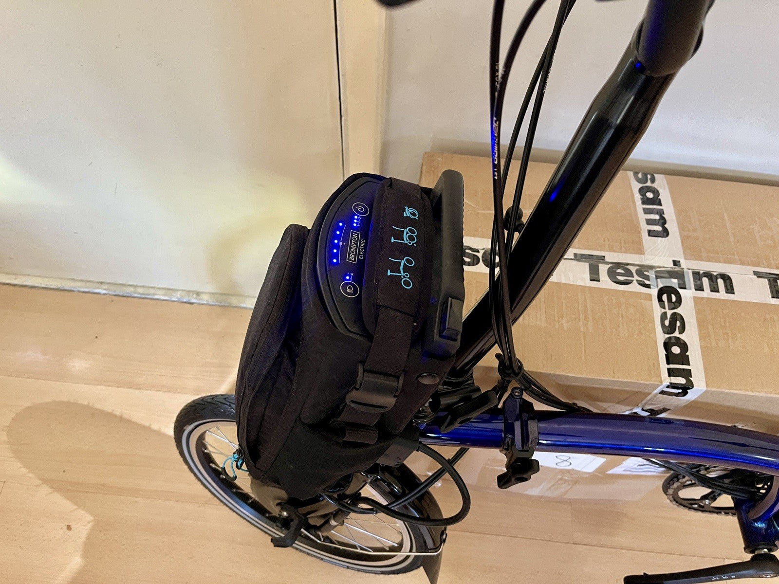 Brompton Elec C Line Explore 6 Speed - Bolt Blue / Black New