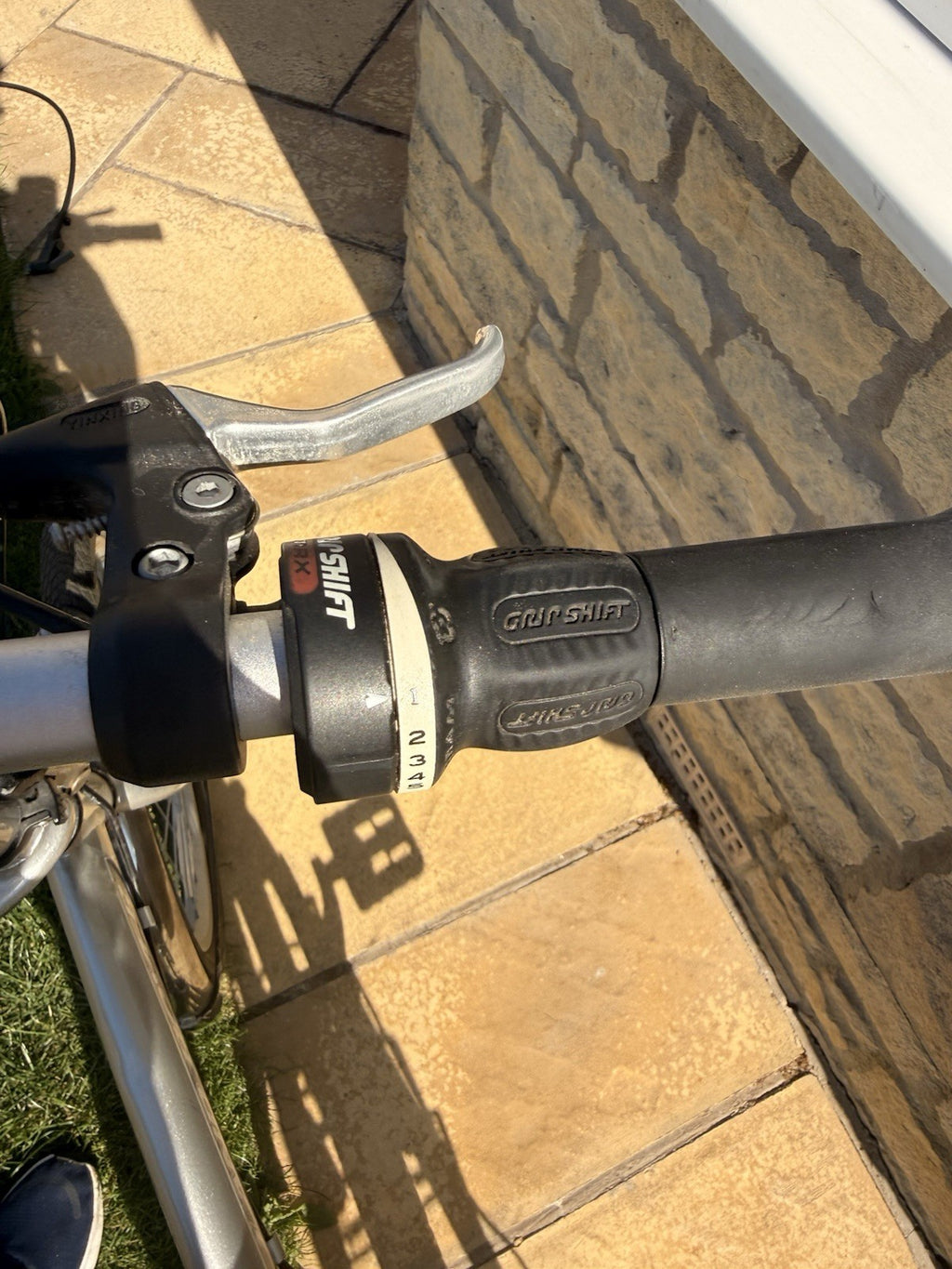 Land Rover Folding Bike 20in Aluminium 7-Speed Grip Shifter , great condition ju