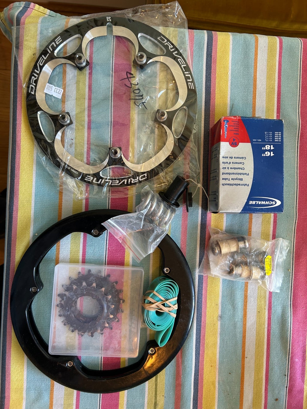Birdy City mk2 folding bicycle - 8 speed shimano nexus hub gears. Great commuter