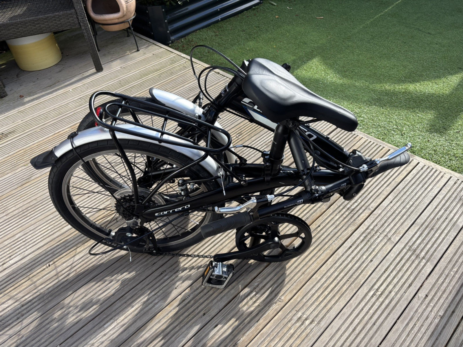 Carrera Intercity 20'' Unisex 8-Speed Folding Bike Black