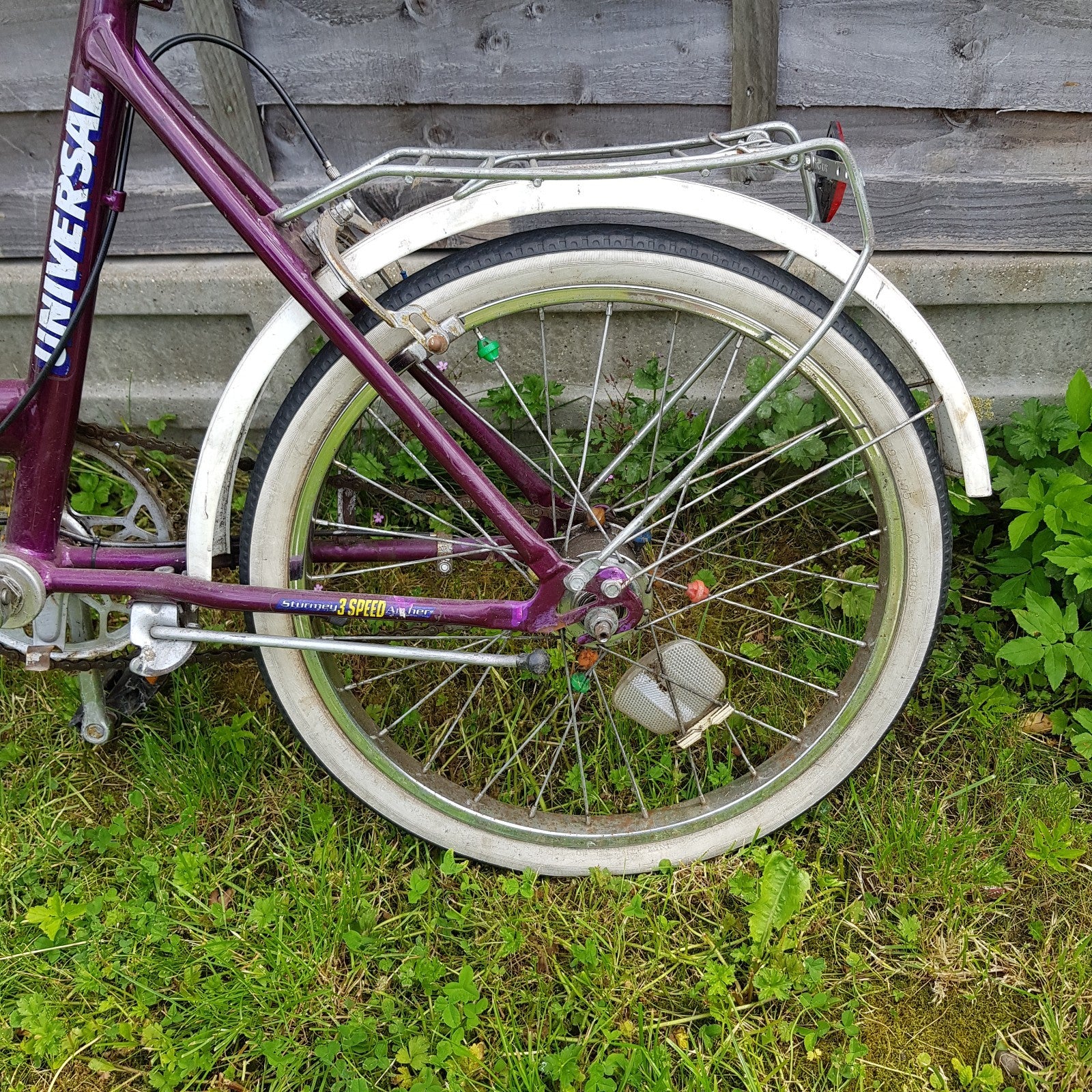 UNIVERSAL STOWAWAY BIKE - Useable Condition