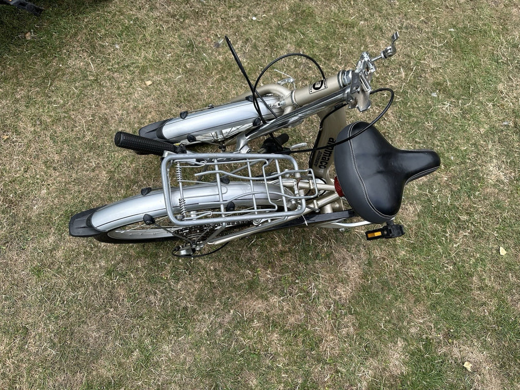 Amco Folding City Bike