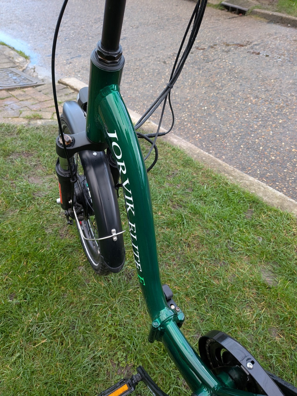Jorvik Elite Jet E-20 Folding Trike, ONLY 32 MILES, BRAND NEW BATTERY, DELIVERY